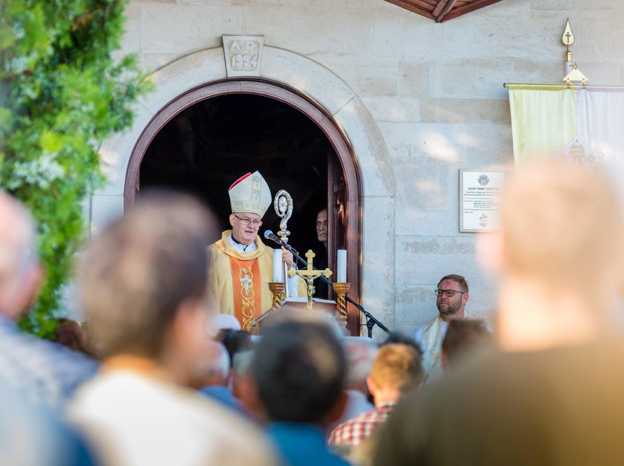 Püspöki misével ünnepelték a Szent Donát kápolna búcsúnapját